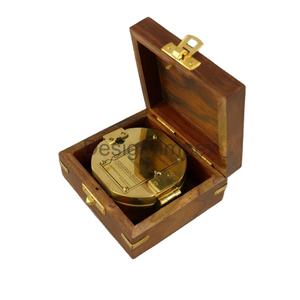 Brújula de lujo Artículos de regalo promocionales Caja de madera Embalada Brújula de latón Artículos náuticos decorativos Artesanía más vendida Made-India - Product Image 1