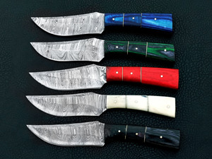 Ensemble de couteaux de chasse en acier Damas à pointe tombante avec bord biseauté, 5 pièces, manche personnalisé, faits à la main - Product Image 1
