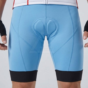 Shorts de cyclisme modernes pour hommes avec technologie de séchage rapide, matière extensible, coupe athlétique pour les longues balades et les aventures en plein air - Product Image 5
