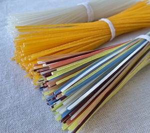 เครื่องทำเส้นก๋วยเตี๋ยวก้านยาวออร์แกนิกเทคโนโลยีอบแห้งแบบทันทีจากเวียดนามขายส่งแบบกล่อง - Product Image 4