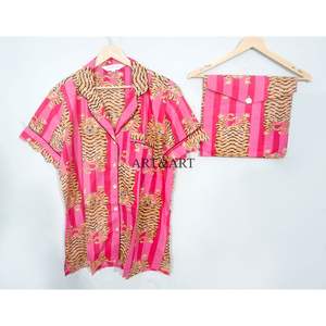 Ensemble pyjama short en coton 100% pur, élégant et classique, imprimé sérigraphié, pour les vacances d'été, avec poches, doux, respirant, cordon de serrage - Product Image 1