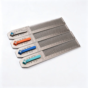 Ensemble de peignes à cheveux professionnels de haute qualité en acier inoxydable avec pinces à strass colorées 4 pièces pour mélanger les couleurs des cheveux, logo personnalisé - Product Image 1