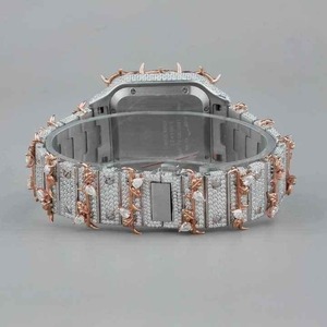 Montre pour homme en acier inoxydable avec mouvement à quartz de luxe, cadran à aiguilles, bracelet personnalisable, diamant Moissanite VVS - Product Image 5