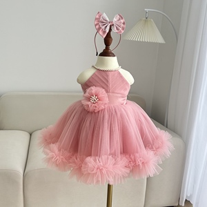 Robe de princesse en tulle pour filles, avec col halter, détails floraux à la taille et jupe étagée moelleuse, idéale pour les fêtes (vente en gros) - Product Image 6