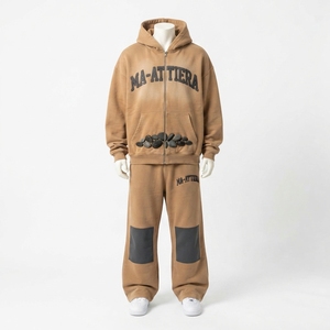 Conjunto de dos piezas de ropa urbana para hombre, compuesto por una sudadera con capucha extragrande con cremallera y pantalones deportivos de pierna ancha con efecto lavado. - Product Image 4