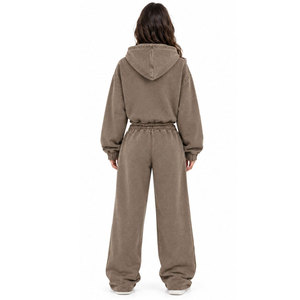 Survêtement marron à capuche pour femme, coupe ample, style décontracté, avec fermeture éclair intégrale, poches latérales et imprimé lettres - Product Image 3