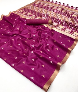Sari en soie tissé à la main par un designer, avec des travaux de tissage, sari pour mariage, sari de soirée de créateur - Product Image 1