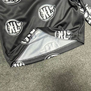 Shorts en coton délavé style usé pour hommes, coupe déchirée, délavage à l'acide, faible MOQ, OEM, logo personnalisé, shorts de sport élégants - Product Image 6