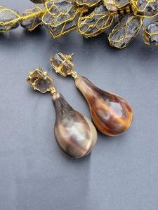 Pendientes de boda modernos para mujer, hechos a mano, ecológicos, de cuerno de buey 100% natural, brillantes y pulidos, artesanía natural. - Product Image 2