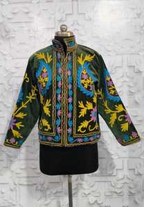 เสื้อแจ็คเก็ตปักลายกำมะหยี่สีเขียวสำหรับผู้หญิง – เสื้อโค้ทสไตล์ชาติพันธุ์ซูจานีหลากสีทำมือ - Product Image 3
