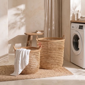Panier en rotin en promotion, panier en osier écologique, panier de rangement suspendu, décoration intérieure pour l'hôtellerie et la restauration - Product Image 1