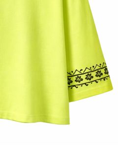 Camiseta Corta Bordada para Mujer, Color Verde Lima, Algodón, Corte Holgado Informal, Manga Corta, Top de Verano con Estampado Floral, Venta al Por Mayor - Product Image 5