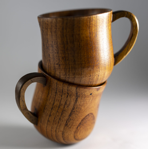 Tasse à thé et à café en bois classique, produit standard de qualité supérieure, nouveau design avec poignée, 2 pièces avec logo personnalisé - Product Image 1