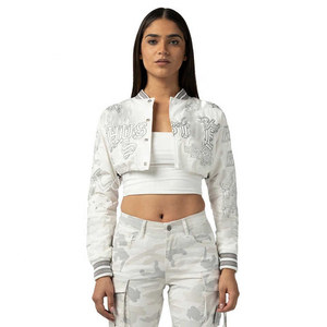 Veste universitaire blanche pour femme, courte, à manches longues, imprimé lettres, boutonnée, col rabattable, vêtement d'extérieur décontracté pour le printemps - Product Image 1
