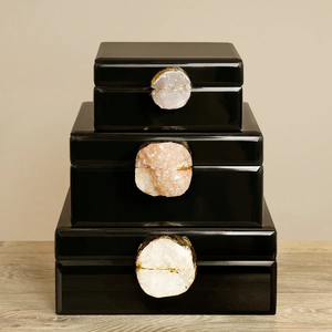 Coffret de rangement pour bijoux en verre noir avec poignée en agate naturelle, bordure plaquée or, finition haute brillance, organisateur décoratif pour souvenirs - Product Image 1
