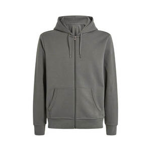 Una sudadera con capucha sencilla pero a la moda que permite a los hombres crear conjuntos informales cómodos y bien coordinados. - Product Image 3