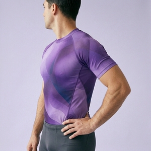 T-shirt de compression pour homme à motif géométrique violet, manches courtes, col rond, séchage rapide, coupe sportive, haut d'entraînement athlétique - Product Image 3