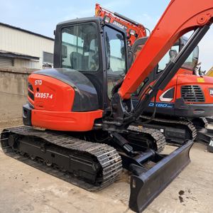 Kubota <b>Mini</b> Excavator KX040-5 Red Track Mounted With Bucket And Blade Kubota KX 019-4 <b>mini</b> excavator - Product Image 6