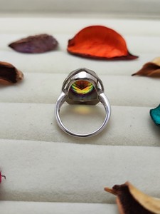 Anillo de Cuarzo Místico, Joyería Encantadora con Piedras Preciosas Naturales, Elegante Anillo de Cóctel para Mujer, Regalo Único Hecho a Mano - Product Image 2