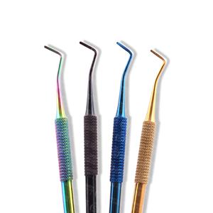 Herramienta para Levantar Uñas de Doble Punta, Diseño Ergonómico que Garantiza Comodidad y Precisión Durante la Preparación de las Uñas, Ideal para Uso en Salones y en el Hogar - Product Image 1