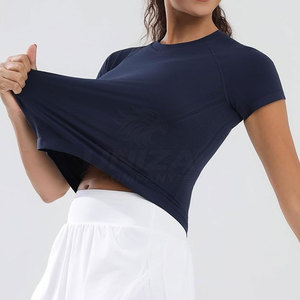 T-shirt de sport pour femme en coton 100% personnalisé avec logo, respirant, à manches courtes, pour la gym et le fitness - Product Image 3