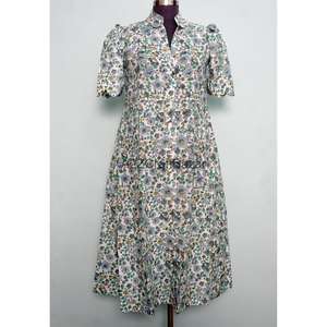 Robe longue en coton à fleurs de haute qualité, col en V, coupe ample, pour le printemps et l'été, robe maxi élégante, robe décontractée tendance pour femmes - Product Image 1