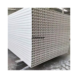 Panneau PVC creux blanc pour boîte de mise bas de porcs, usage en élevage porcin - Product Image 1