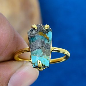 Anillos con Forma de Ataúd con Turquesa Natural en Forma de Piedra Preciosa, Chapados en Oro de 18k sobre Plata de Ley 925 - Product Image 2