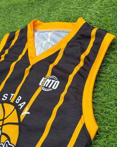 Conjunto de Uniforme de Baloncesto Sublimado Personalizado, Transpirable, de Secado Rápido, Fabricante OEM ODM - Product Image 3