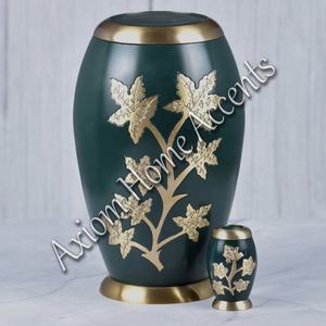 Urna de latón con patrones grabados a mano, tapa segura para cenizas Urna conmemorativa de calidad premium de Axiom Home Accents - Product Image 1