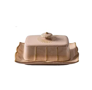 Mantequillera de esmalte duradero con tapa vintage para almacenar mantequilla fresca y decoración rústica de cocina - Product Image 1