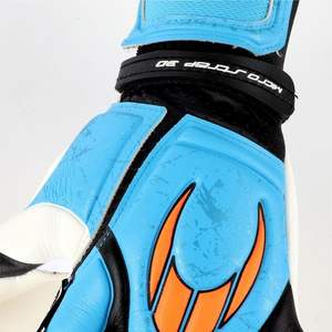 Gants de gardien de but de qualité supérieure, respirants, avec logo personnalisé, protection des doigts en latex allemand 4 mm, vente en gros. - Product Image 4