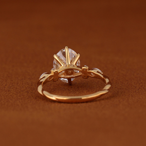 Bague de fiançailles ovale en diamant de laboratoire de 2,50 carats, or massif 14 carats, certifiée IGI, inspirée de la nature - Product Image 4