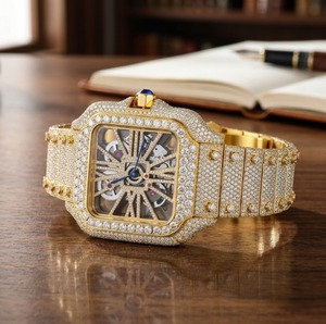 Reloj Unisex de Lujo Personalizado en Acero Inoxidable, Brillante con Diamantes VVS Moissanite Cultivados en Laboratorio, Movimiento de Cuarzo Citizen, Estilo Indio - Product Image 5