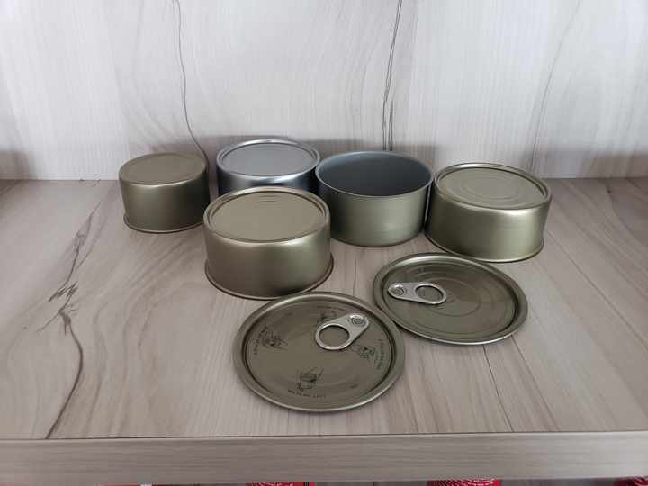 越南制造商生产的高品质2件圆形马口铁金属罐头食品4-