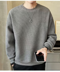 ผู้ผลิตเสื้อสเวตเชิ้ตผู้ชาย รับทำโลโก้ ผ้าฟลีซหนานุ่ม คอกลม ทรงโอเวอร์ไซส์ สไตล์สตรีทแวร์ลำลอง สำหรับฤดูหนาว - Product Image 4