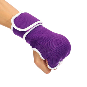 ผ้าพันมือซิลิโคนยี่ห้อใหม่สำหรับชกมวย ปรับได้ สำหรับผู้ชาย - Product Image 4