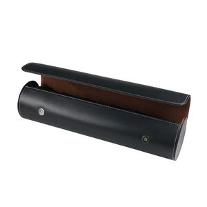 Composants de jeu de dés moulés à la main de luxe avec logo personnalisé, gobelet à dés en cuir et velours PU pour jeu de hasard, ensemble classique de 10 pièces - Product Image 4