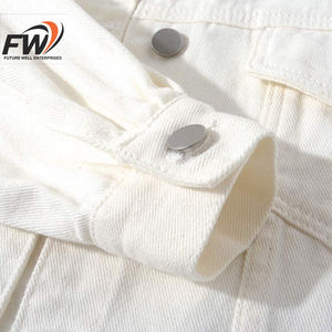 Chaqueta vaquera de cuello alto para mujer, de alta calidad OEM, con acabado sólido, transpirable y rellena de algodón, para primavera y otoño. - Product Image 4