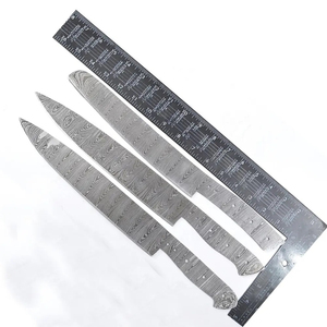 Ensemble de couteaux de chef personnalisés faits à la main Burraq Ecommerce, en acier Damas (4-5,9 pouces), modernes, compatibles lave-vaisselle, 3,0 mm - Product Image 4