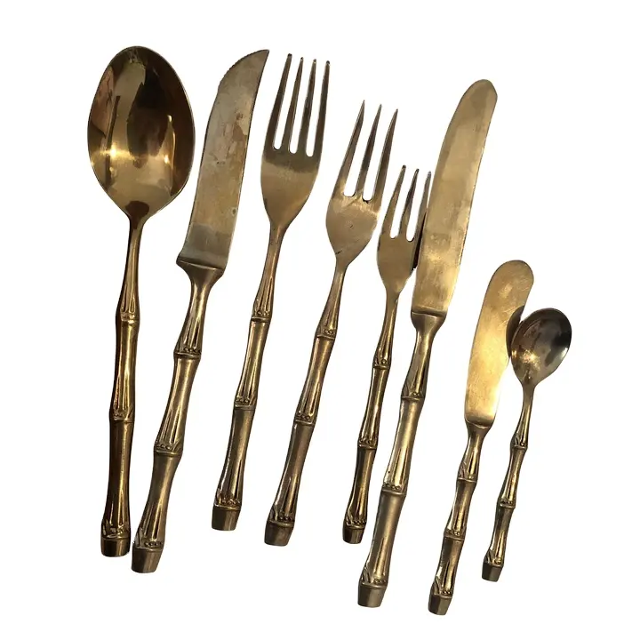 Set sendok garpu pola bambu kuningan besar sendok garpu besar pernikahan emas dan sendok garpu pisau peralatan perak pabrikan grosir 2023