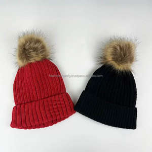 Bonnet en tricot uni tendance de haute qualité pour jeunes, avec pompon en fourrure de lapin, logo personnalisé, bonnet doux - Product Image 5