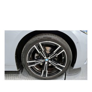 BMW 420i M Sports Performance Coupe Serie 4 2023 con Volante a la Izquierda, Caja de Cambios Automática y Cámara Trasera, 52,987 km - Product Image 5