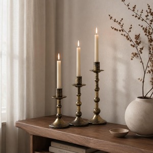 Ensemble de bougeoirs vintage en laiton pour bougies coniques, décoratifs pour table, style classique en métal - Product Image 4