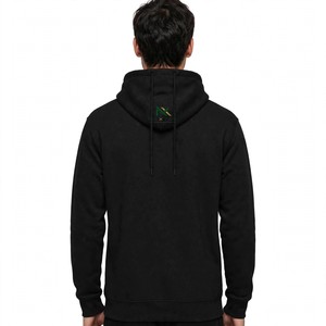 Sweat à capuche NEXTEX pour homme, imprimé tribal, blanc, avec motif croix barbelée, poche kangourou et cordon de serrage - Product Image 2
