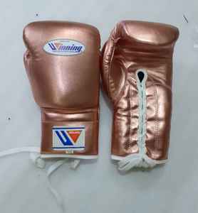 Guantes de Boxeo Personalizados de Piel de Vacuno Premium con Cordones - Product Image 5