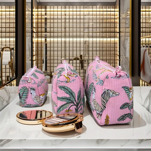 Sac de maquillage matelassé en coton imprimé floral, fermeture éclair, écologique, léger, multifonctionnel, grand étui de voyage pour cosmétiques - Product Image 2