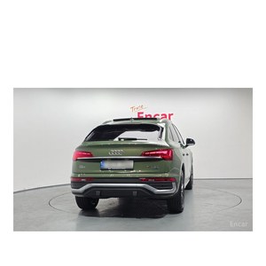 Audi Q5 45 TFSI quattro Premium Sportback 2024, 25,015 km, Caja de Cambios Automática, Asientos de Cuero, Volante a la Izquierda, Cámara Trasera - Product Image 4