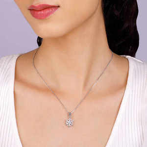 Collier pendentif flocon de neige étincelant en diamant taille brillant rond, serti de moissanite entièrement sertie par griffes, pour usage quotidien - Product Image 3