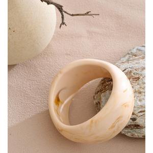 กำไลข้อมือเรซิ่นทำมือ 80 กรัม พิมพ์ลายดิจิตอลคุณภาพพรีเมียม สีพื้น แฟชั่นเครื่องประดับผู้หญิง ขายส่ง คุณภาพส่งออก TCE - Product Image 3